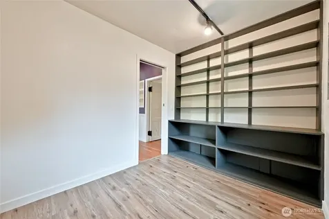 512 S 35th Street Tacoma WA 98418