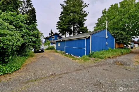 512 S 35th Street Tacoma WA 98418