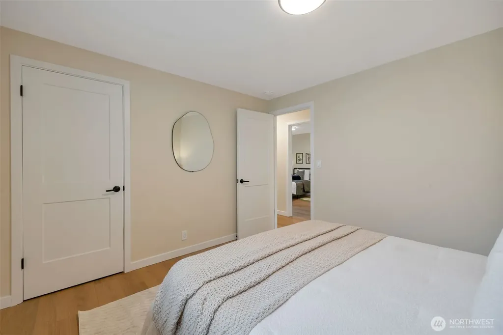 7727 27th Avenue NW Seattle WA 98117