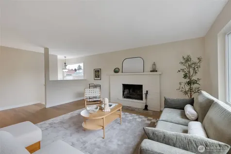 7727 27th Avenue NW Seattle WA 98117