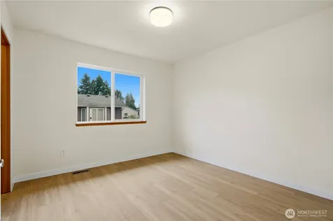 460 Ilwaco Avenue NE Renton WA 98059