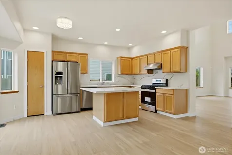 460 Ilwaco Avenue NE Renton WA 98059