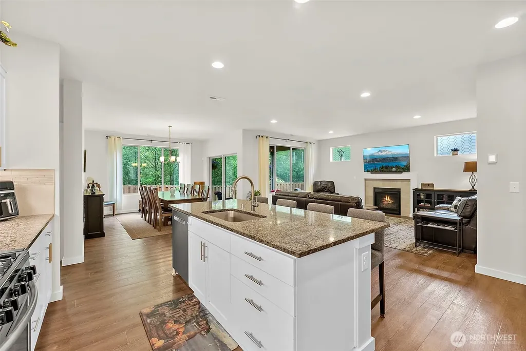 386 Partlon Street Buckley WA 98321