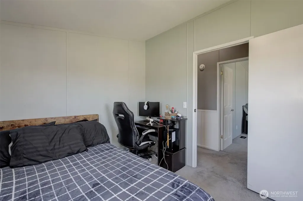 401 Ridgeview Loop Drive Wenatchee WA 98801