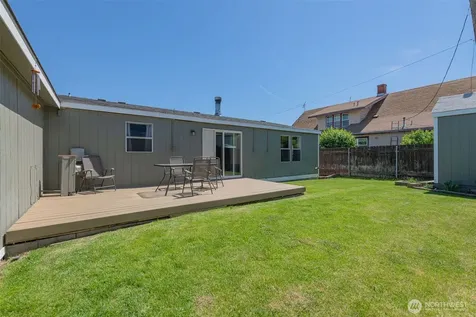 401 Ridgeview Loop Drive Wenatchee WA 98801