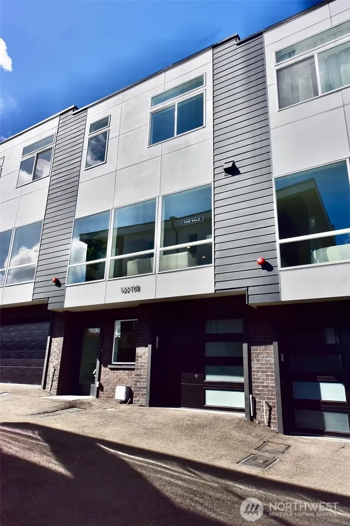 12215 Des Moines Memorial Drive S Burien WA 98168