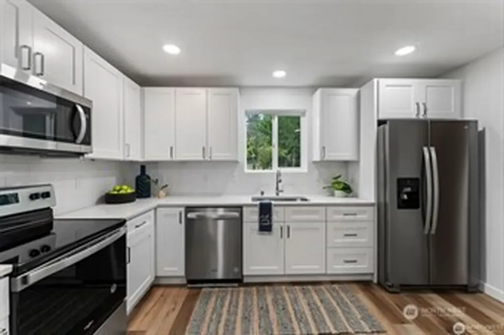 866 NW Karkainen Lane Poulsbo WA 98370
