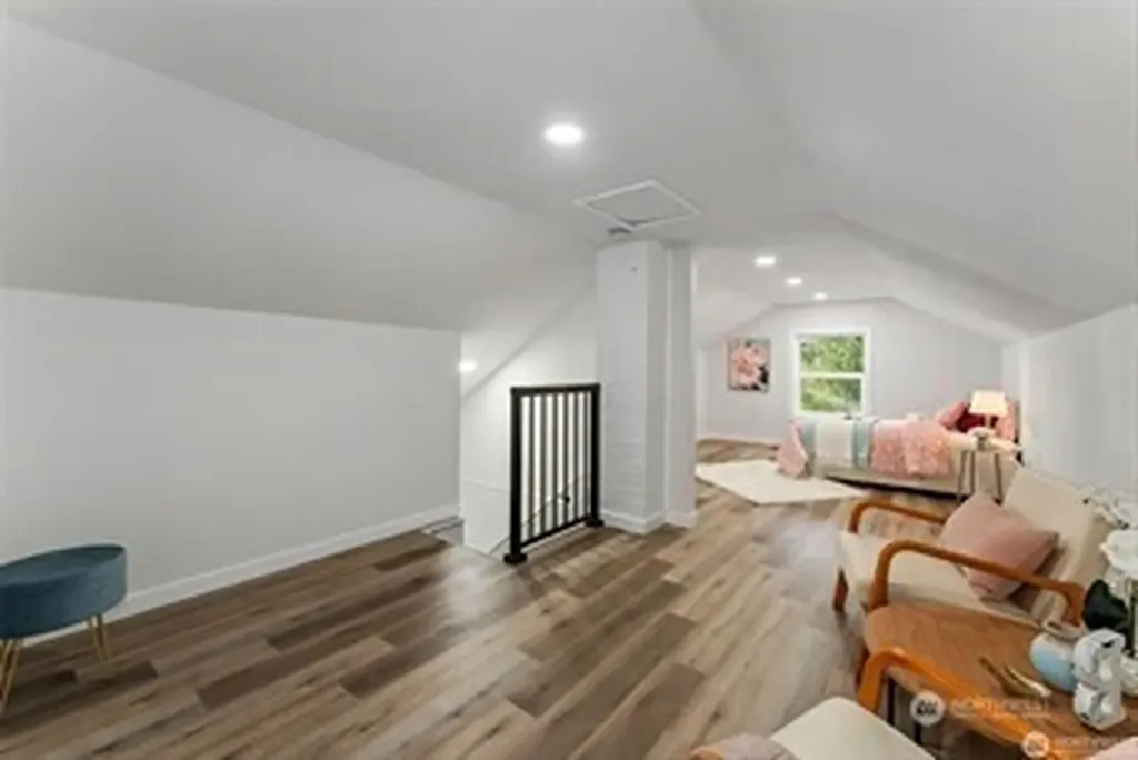 866 NW Karkainen Lane Poulsbo WA 98370