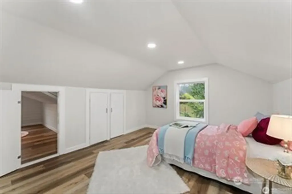 866 NW Karkainen Lane Poulsbo WA 98370
