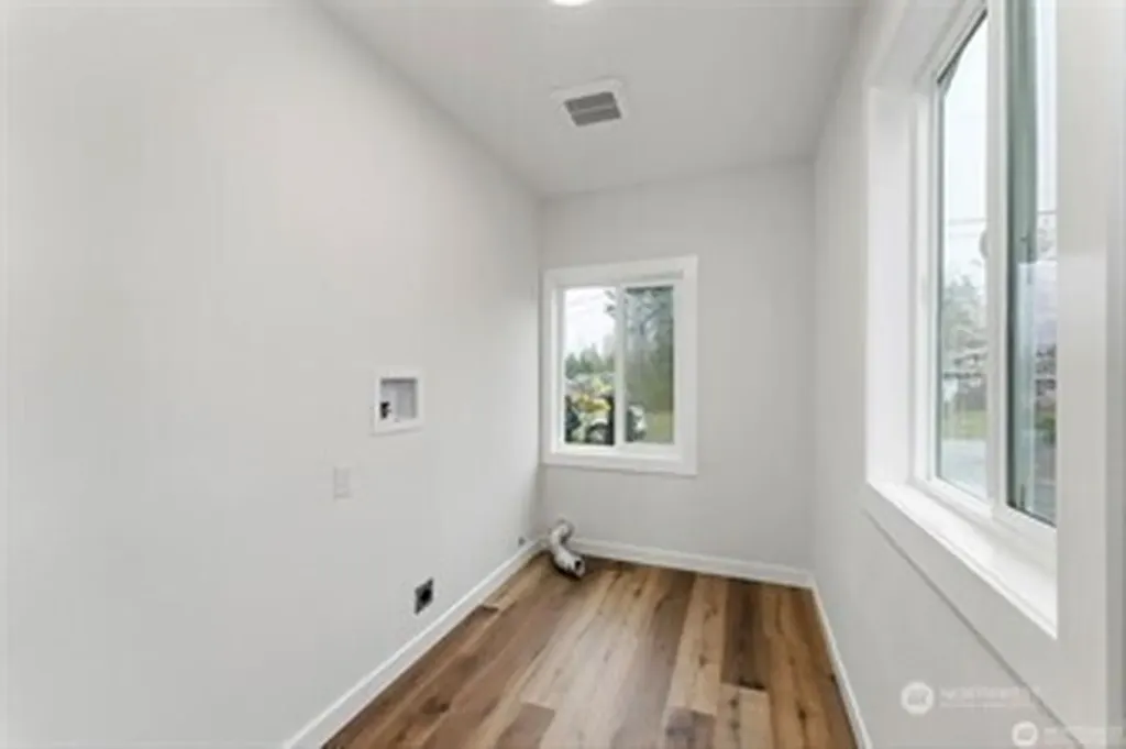 866 NW Karkainen Lane Poulsbo WA 98370
