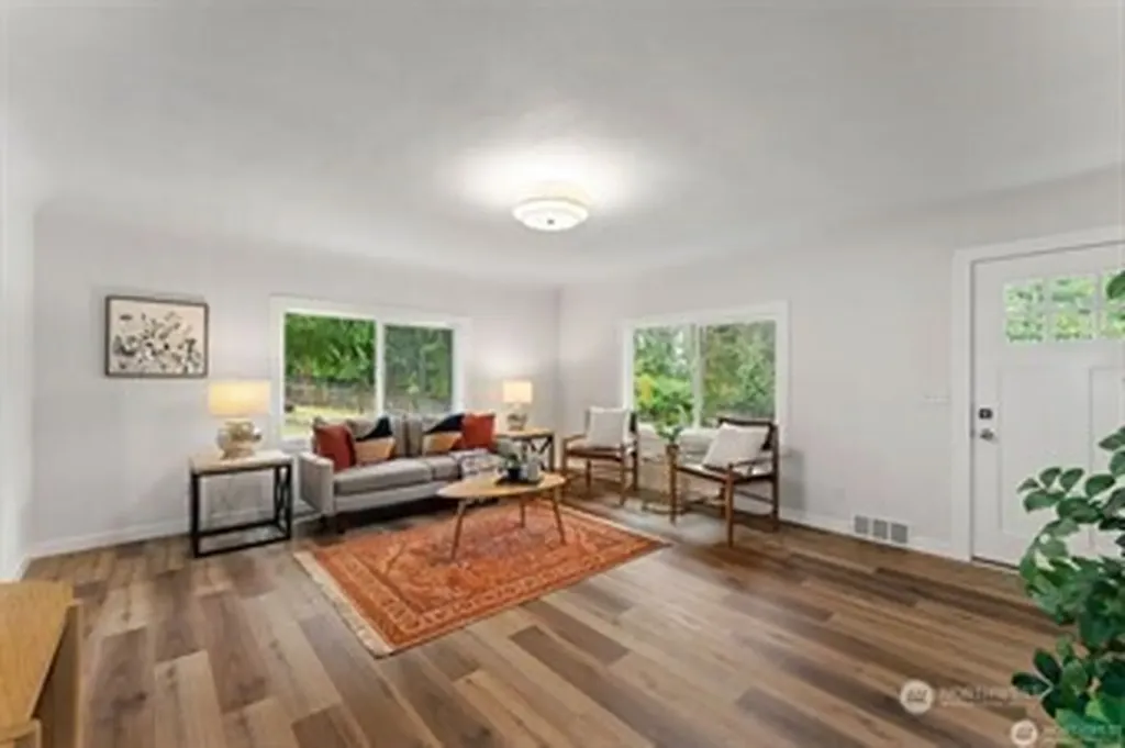 866 NW Karkainen Lane Poulsbo WA 98370