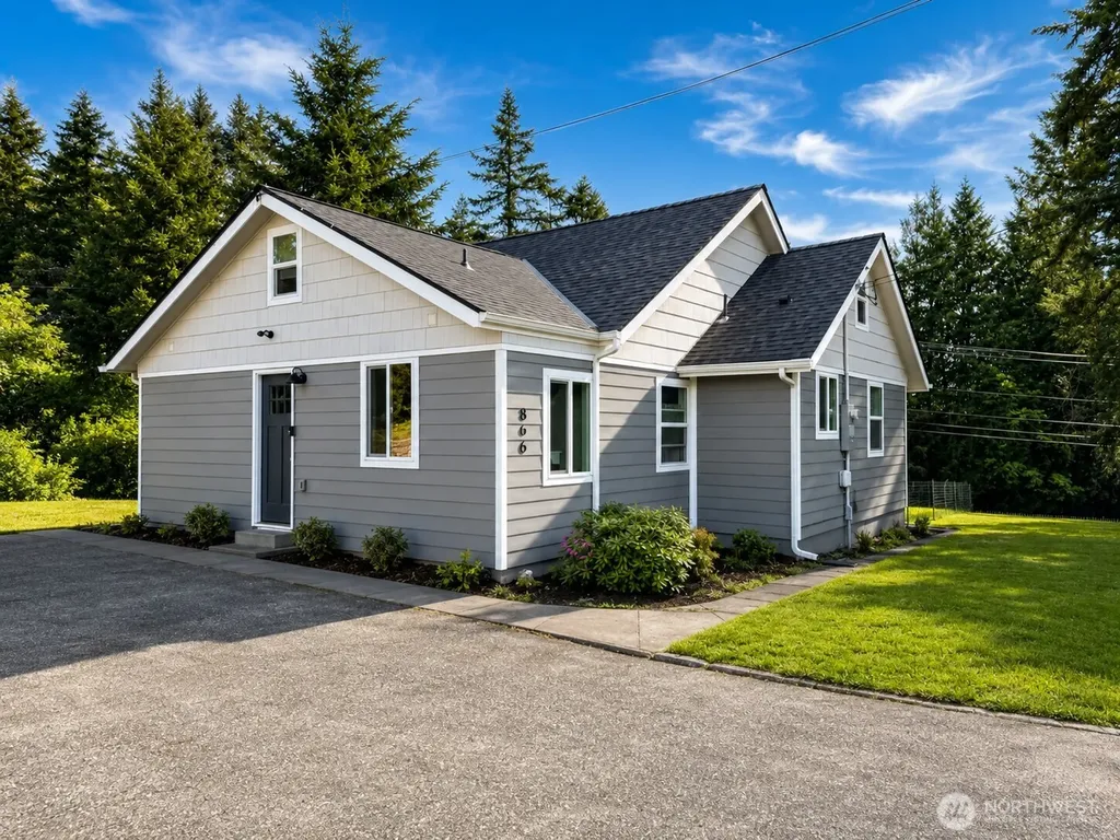 866 NW Karkainen Lane Poulsbo WA 98370