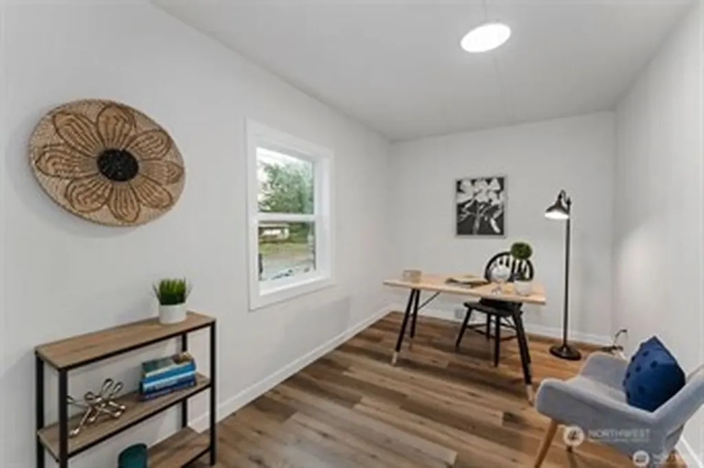 866 NW Karkainen Lane Poulsbo WA 98370