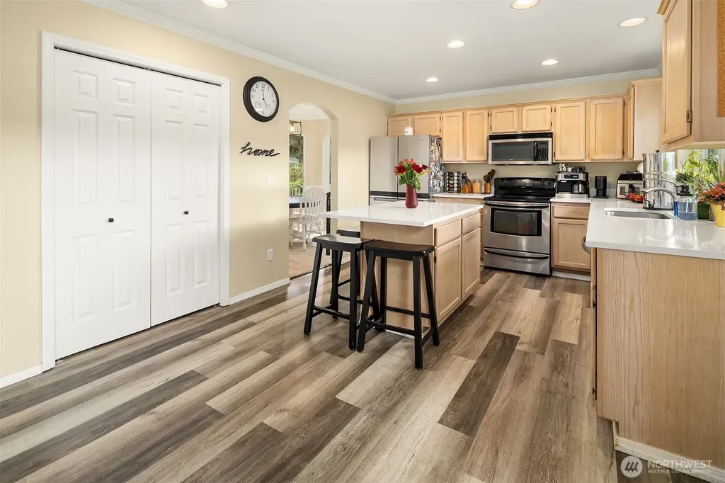 1216 200th Avenue E Lake Tapps WA 98391