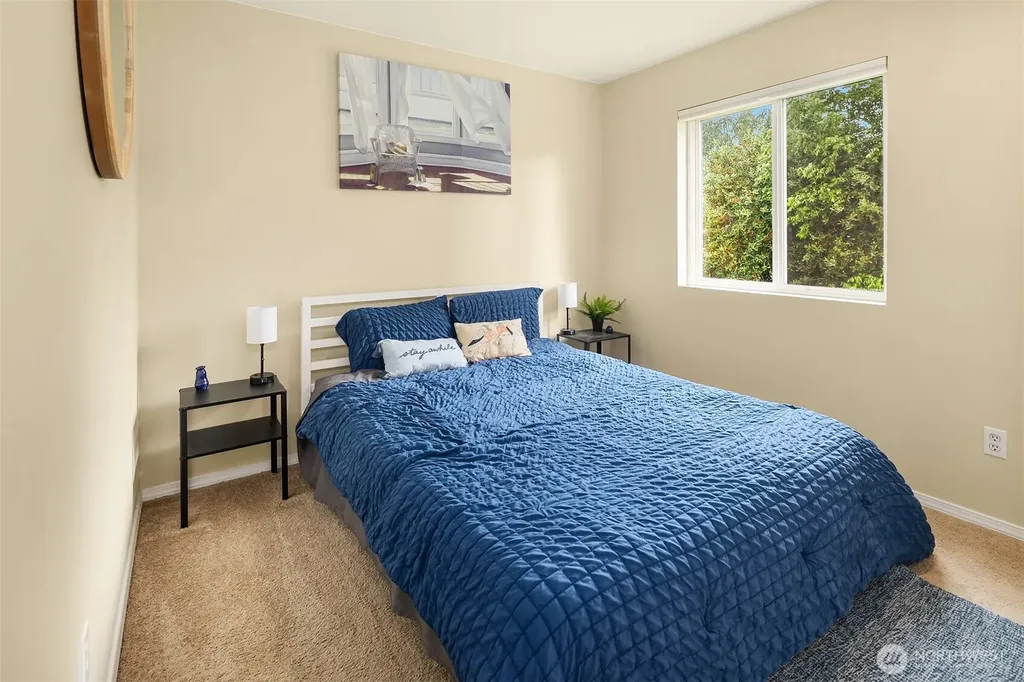 1216 200th Avenue E Lake Tapps WA 98391