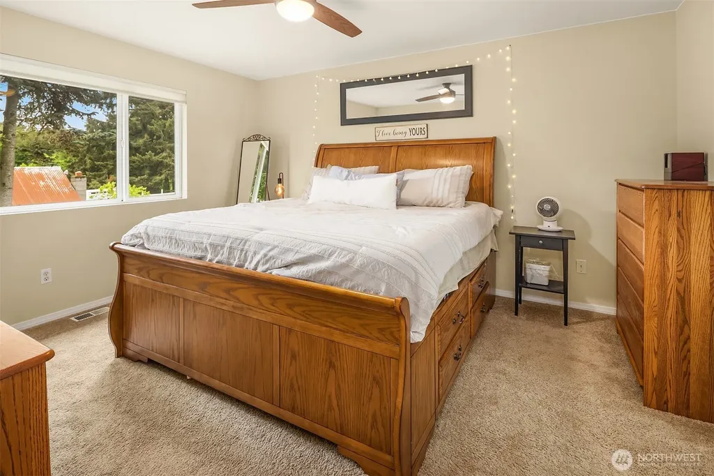1216 200th Avenue E Lake Tapps WA 98391