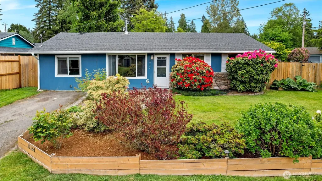 19164 Karl Place NE Poulsbo WA 98370