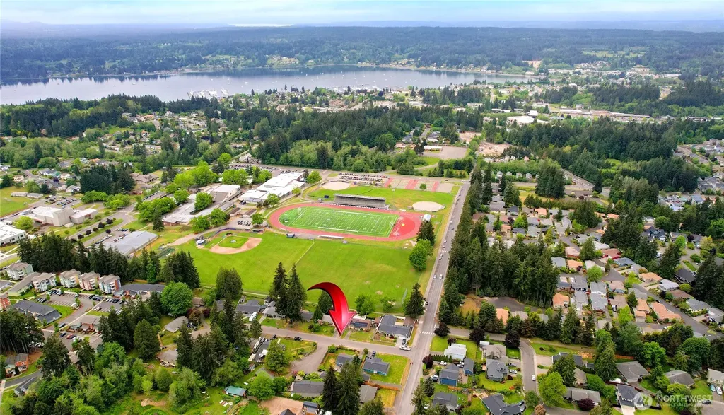 19164 Karl Place NE Poulsbo WA 98370