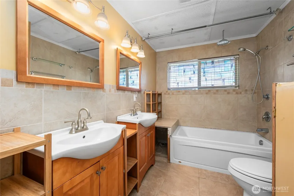932 Third Street Blaine WA 98230