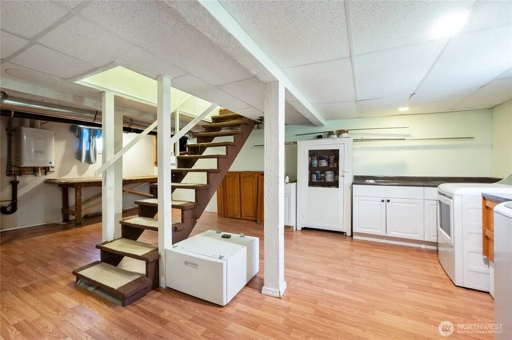 932 Third Street Blaine WA 98230