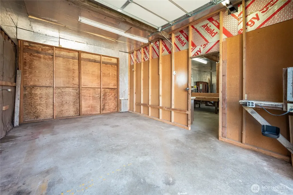932 Third Street Blaine WA 98230
