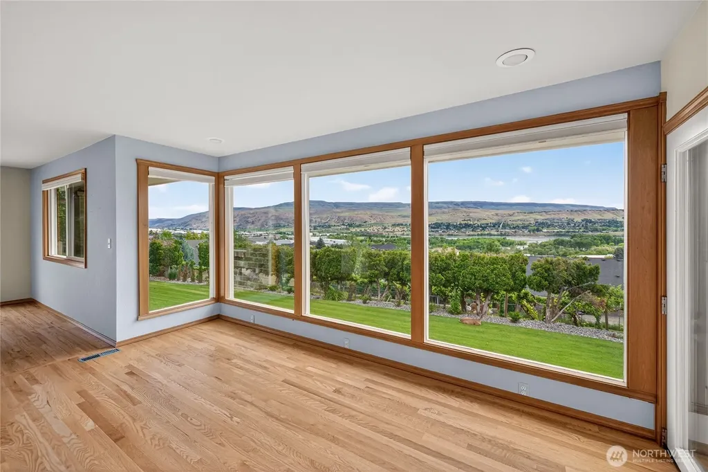 1632 Tanda Lane Wenatchee WA 98801