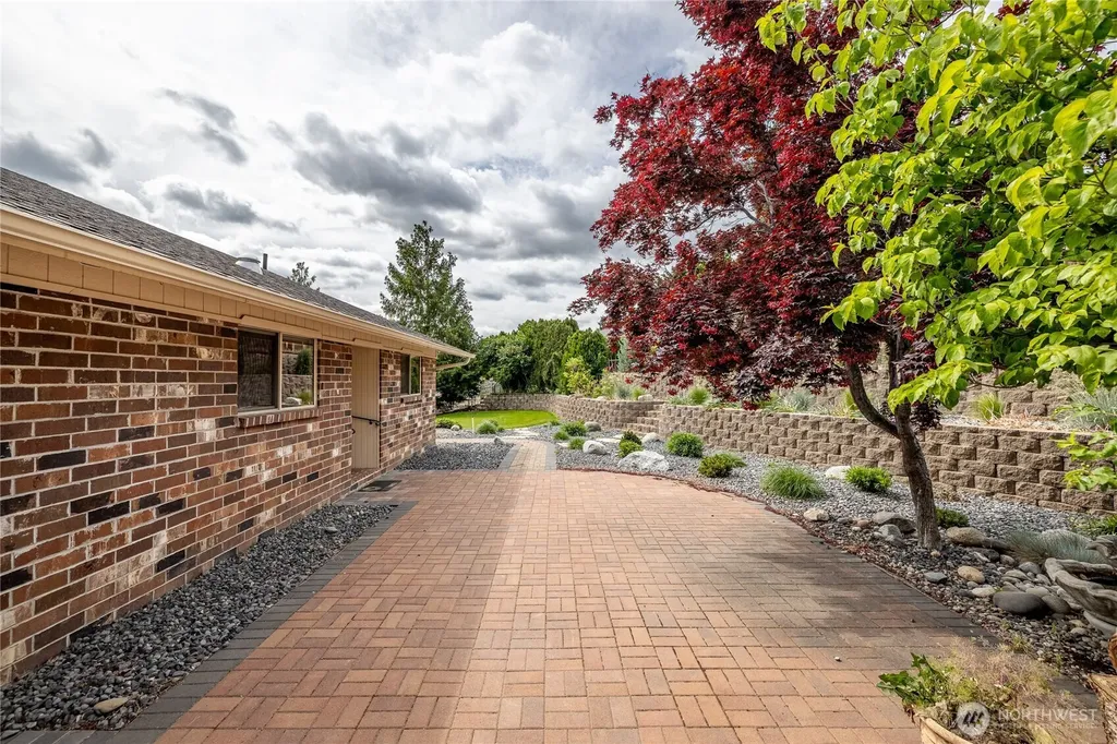 1632 Tanda Lane Wenatchee WA 98801