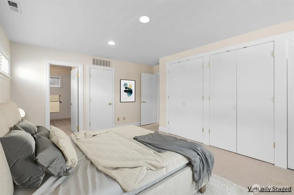 4163 Beach Drive SW Seattle WA 98116