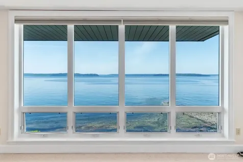 4163 Beach Drive SW Seattle WA 98116