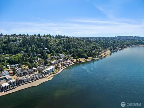4163 Beach Drive SW Seattle WA 98116