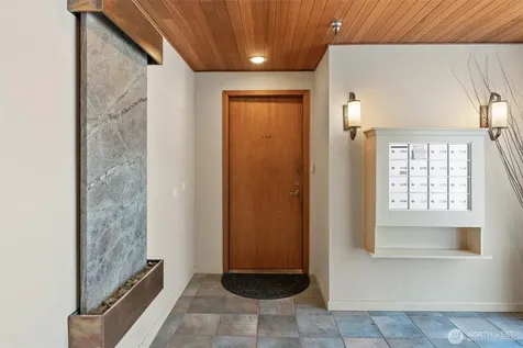 4163 Beach Drive SW Seattle WA 98116