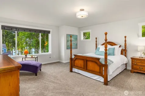 1762 NE Crystallia Court Poulsbo WA 98370