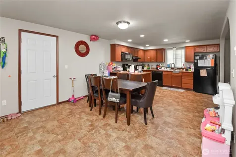 14732 49th Drive NE Marysville WA 98271