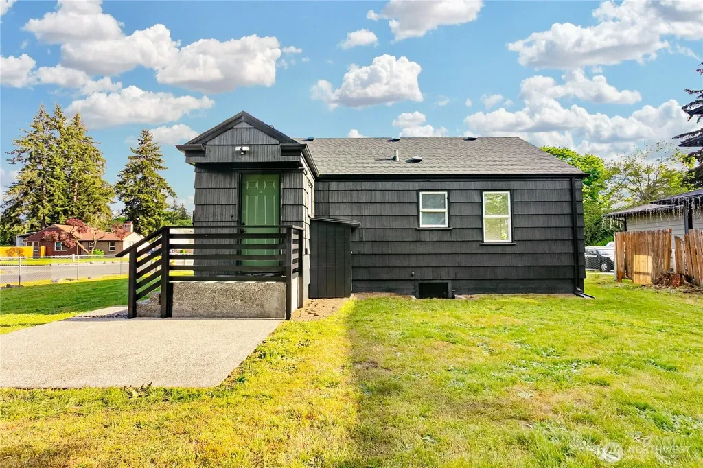 853 117th Street S Tacoma WA 98444