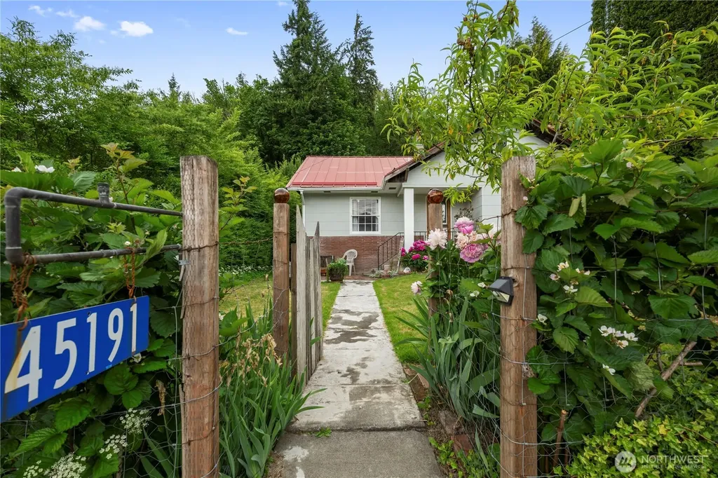 45191 Main Concrete WA 98237