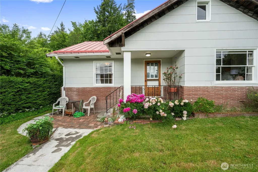 45191 Main Concrete WA 98237