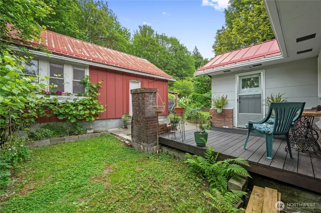 45191 Main Concrete WA 98237