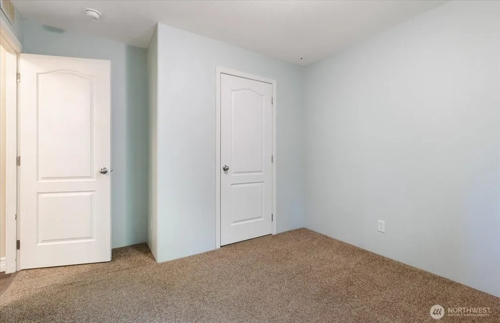 1376 Silver Lake Road Oak Harbor WA 98277