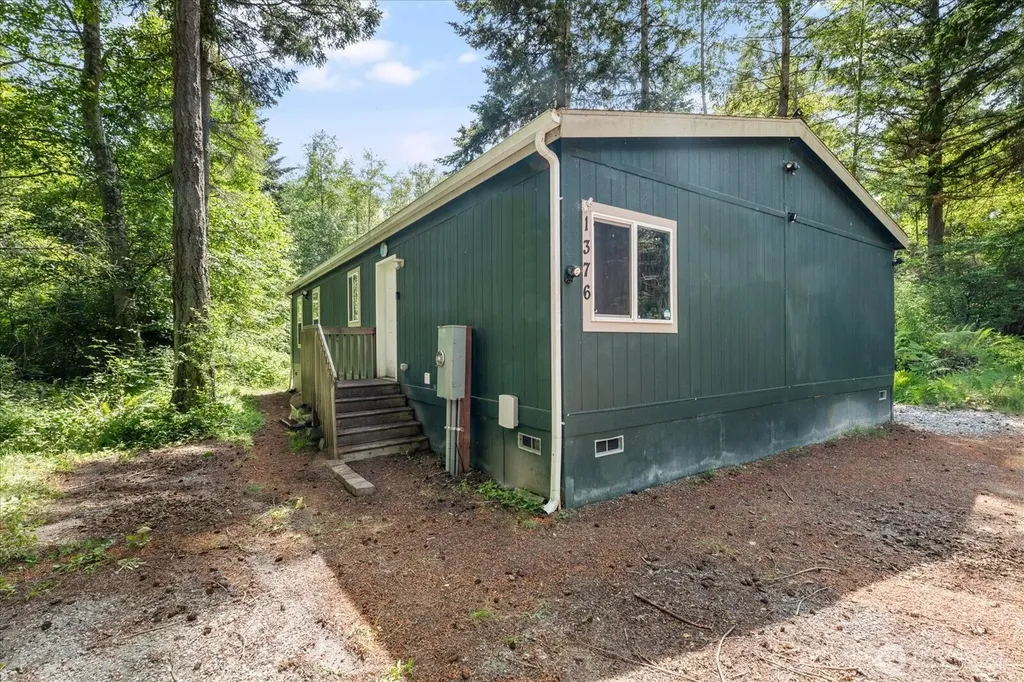 1376 Silver Lake Road Oak Harbor WA 98277