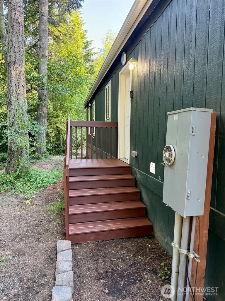 1376 Silver Lake Road Oak Harbor WA 98277