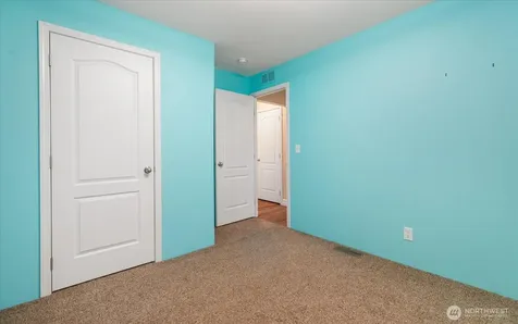 1376 Silver Lake Road Oak Harbor WA 98277