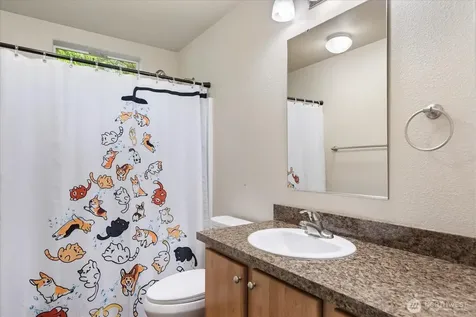 1376 Silver Lake Road Oak Harbor WA 98277