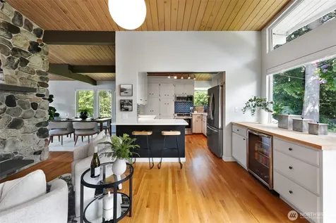 12008 9th Avenue NW Seattle WA 98177
