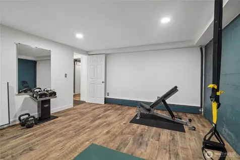 4208 SW Roxbury Street Seattle WA 98136