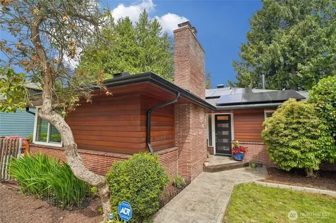 4208 SW Roxbury Street Seattle WA 98136