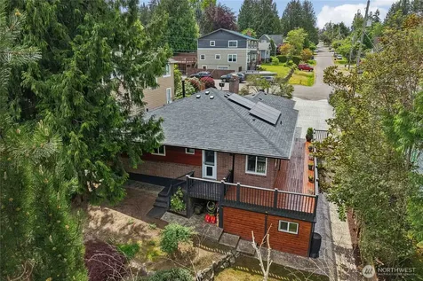 4208 SW Roxbury Street Seattle WA 98136