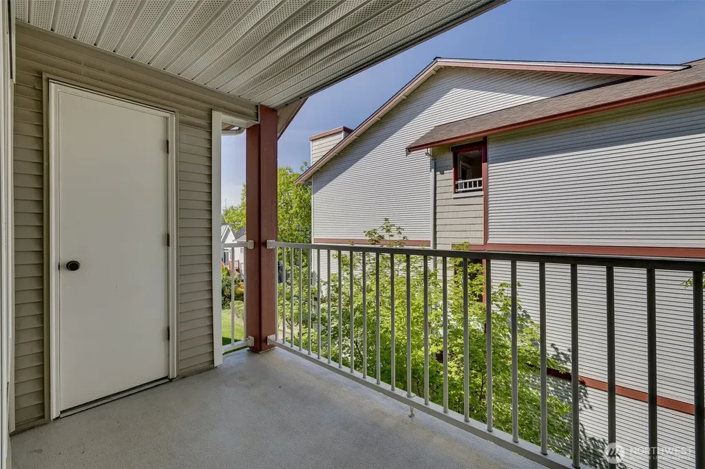 14819 29th Avenue W Lynnwood WA 98087