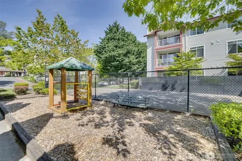 14819 29th Avenue W Lynnwood WA 98087