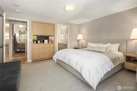 1514 Shenandoah Drive E Seattle WA 98112