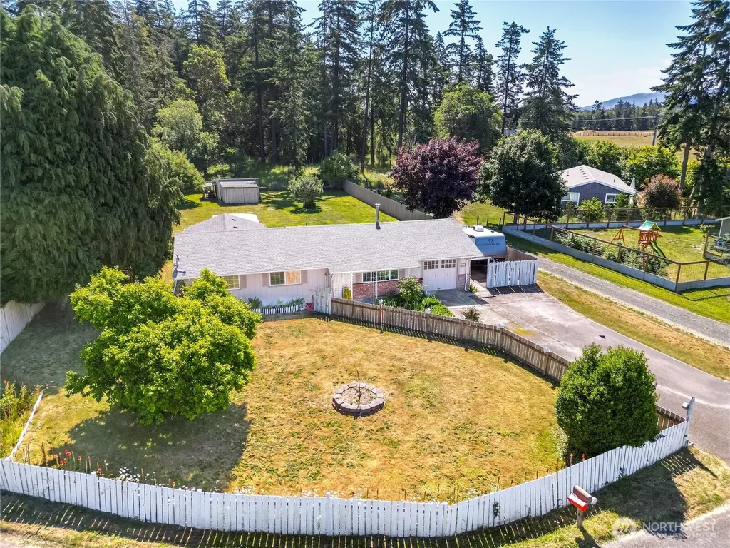 70 Ridge Place Sequim WA 98362